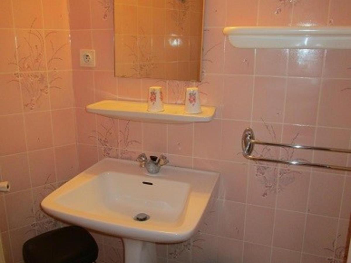 Appartement 2 Chambres, 8 Couchages, Centre-Ville Cauterets, Wifi Gratuit, Parking A Proximite - Fr-1-234-89 Ngoại thất bức ảnh